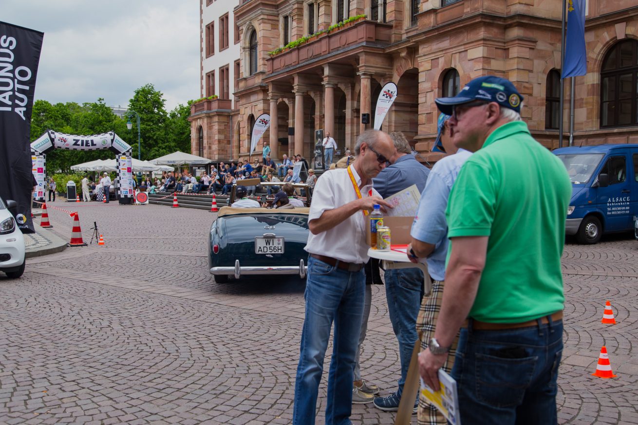 33. Int. HMSC Oldtimerrallye Wiesbaden