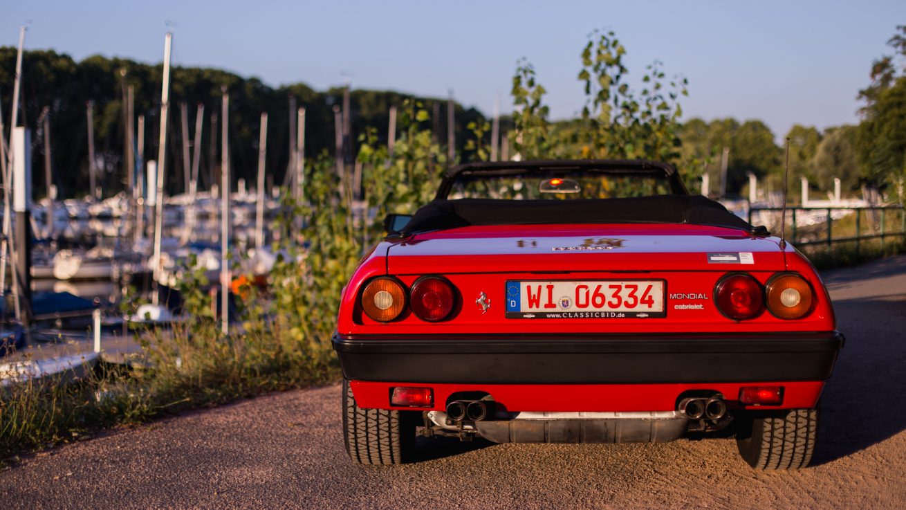 Ferrari Mondial