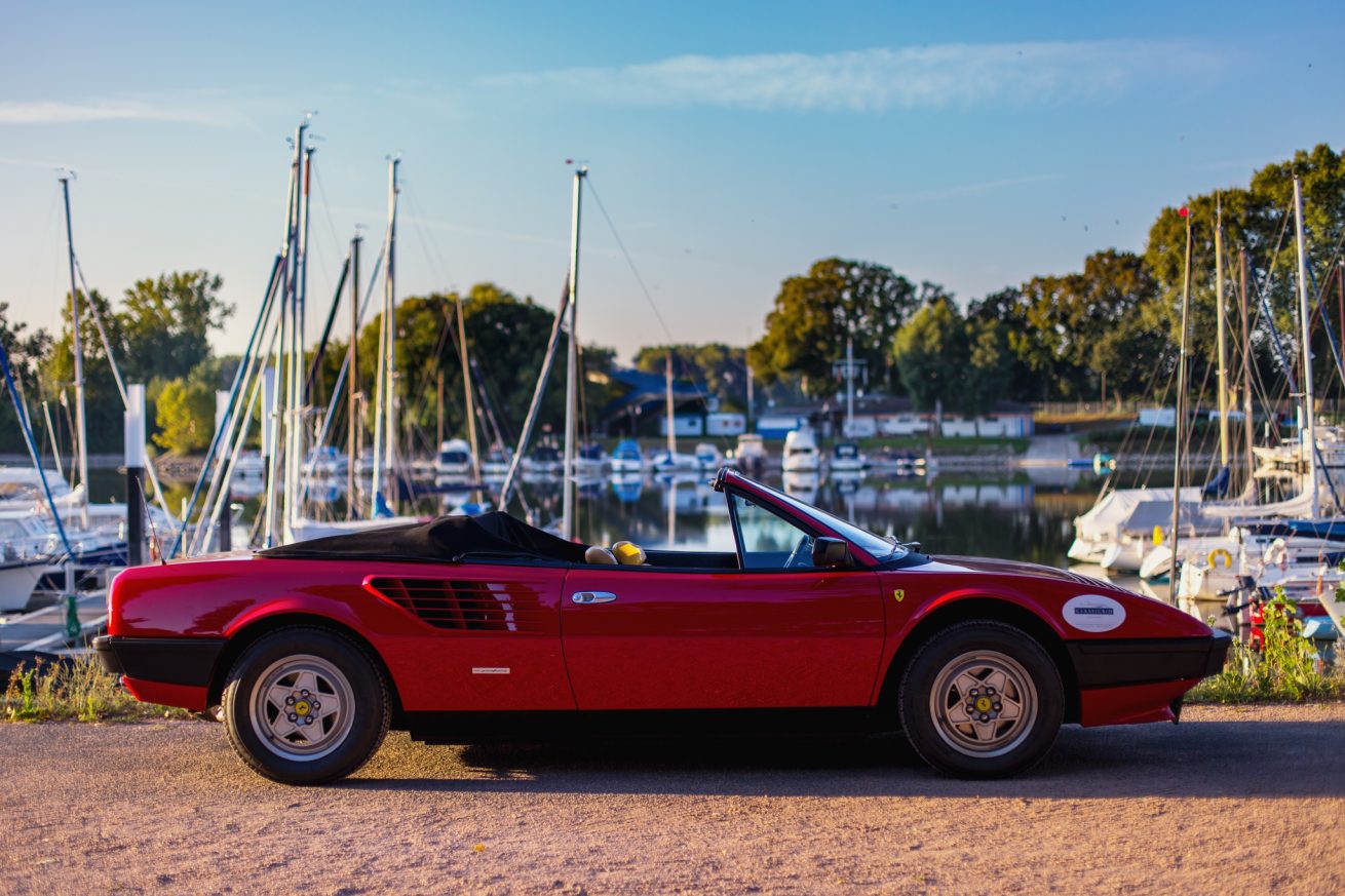 Ferrari Mondial